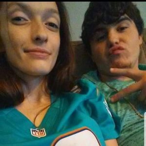 Meet your Posher, Casey